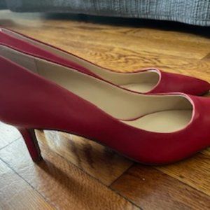 Franco Sarto pumps